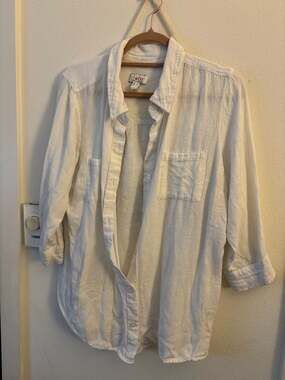 Denim & Co. White Textured Gauze Button-Down Shirt with Pockets